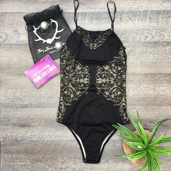 FOR LOVE & LEMONS BODYSUIT - Picture 2 of 8